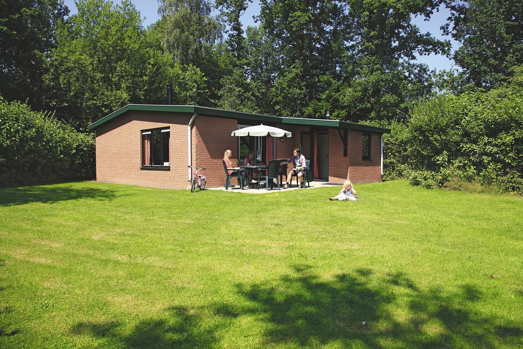 De Lindenberg Hotel Holten Bagian luar foto
