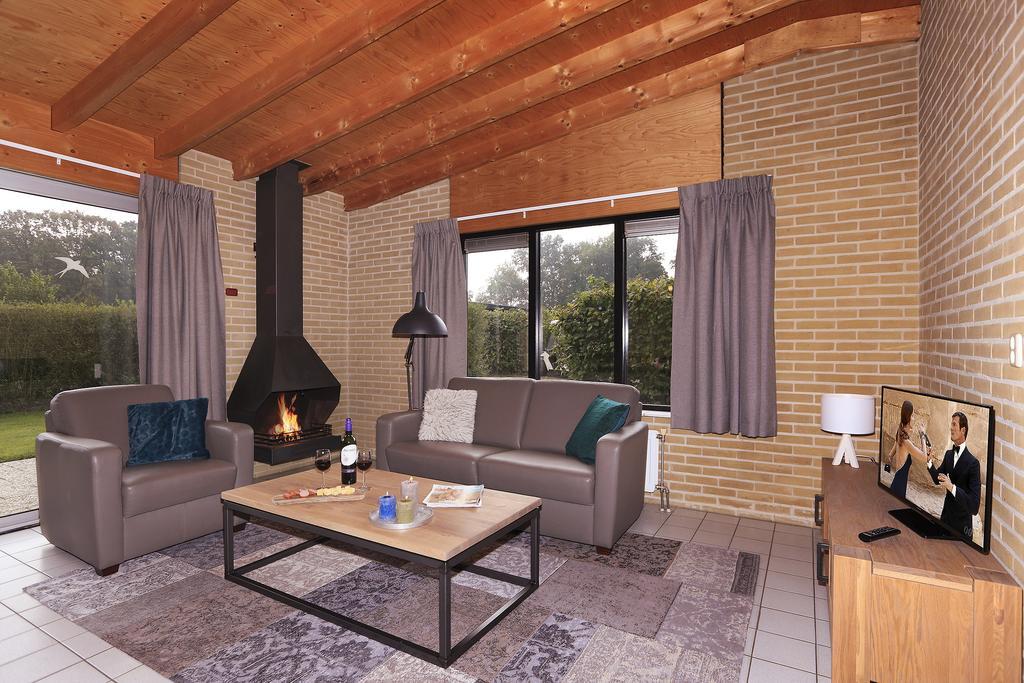 De Lindenberg Hotel Holten Bagian luar foto